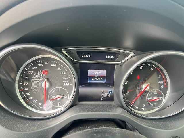 M-BENZ賓士 GLA250  第3張相片