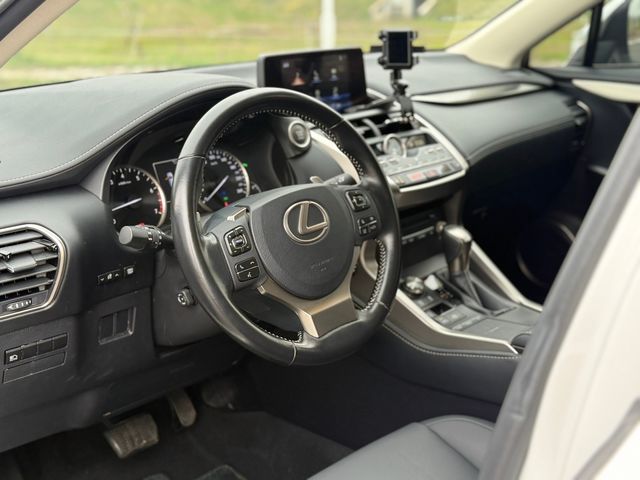 LEXUS凌志 NX200  第11張相片