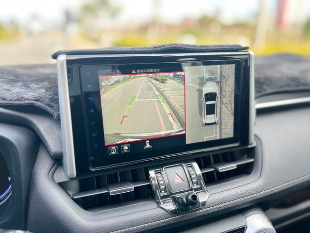 TOYOTA豐田 RAV4  第16張相片
