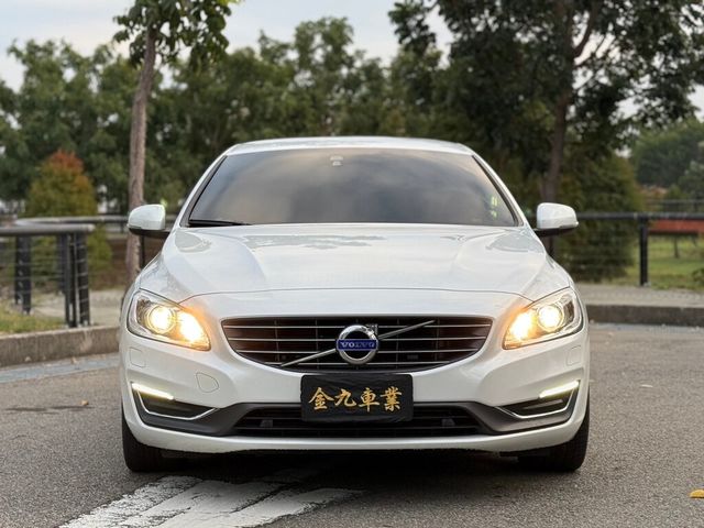 VOLVO富豪 S60  第4張相片