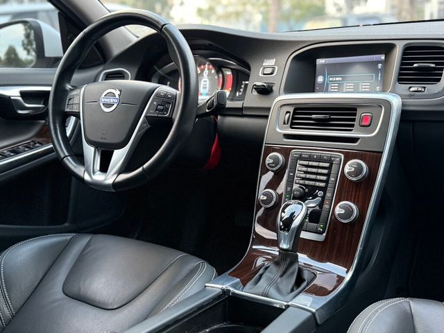 VOLVO富豪 S60  第11張相片