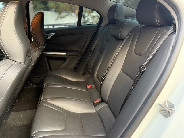 VOLVO富豪 S60  第13張相片