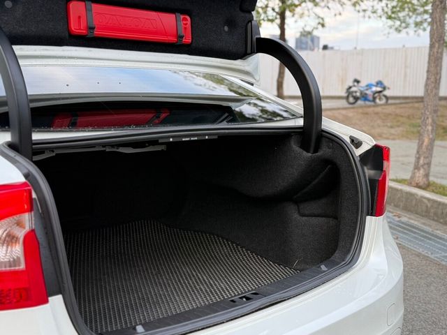 VOLVO富豪 S60  第14張相片