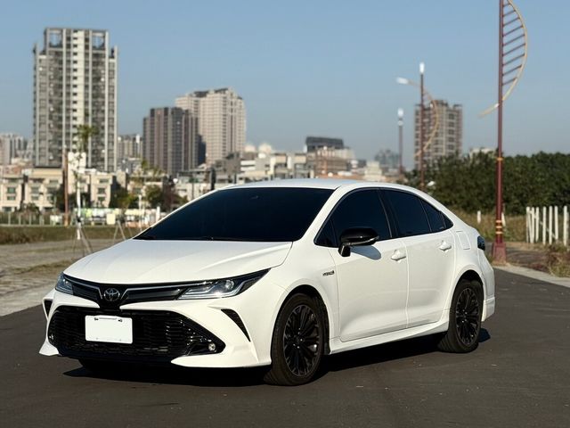 TOYOTA豐田 COROLLA ALTIS HYBRID  第1張相片