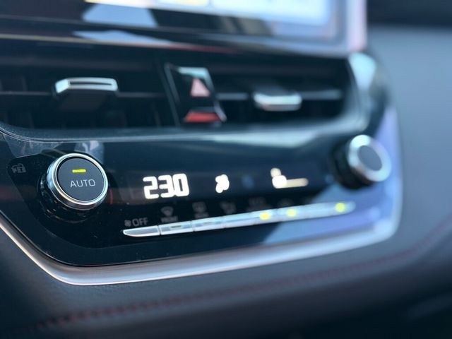 TOYOTA豐田 COROLLA ALTIS HYBRID  第6張相片