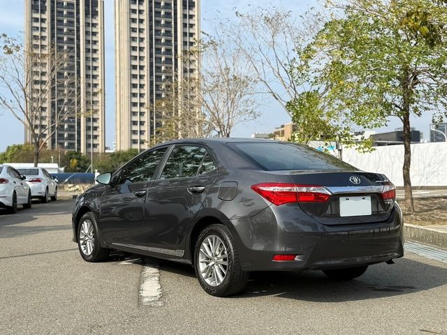 TOYOTA豐田 ALTIS  第4張相片
