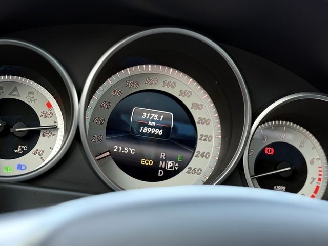 M-BENZ賓士 E200  第5張相片