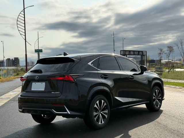 LEXUS凌志 NX200  第5張相片
