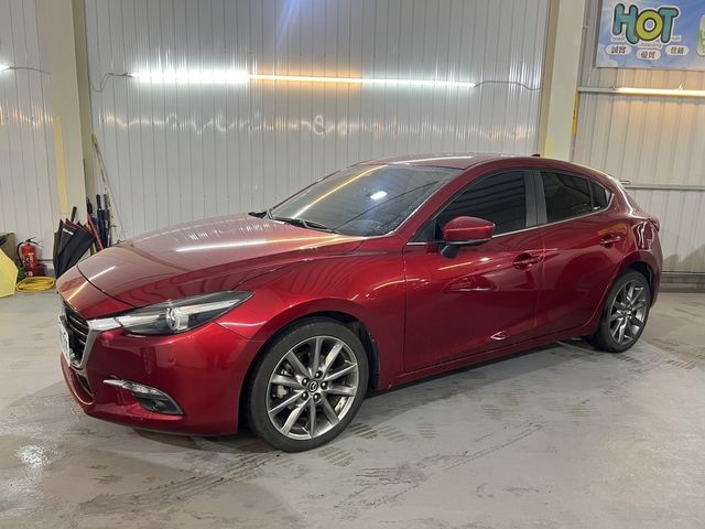MAZDA馬自達 MAZDA 3  第3張相片
