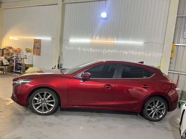 MAZDA馬自達 MAZDA 3  第5張相片