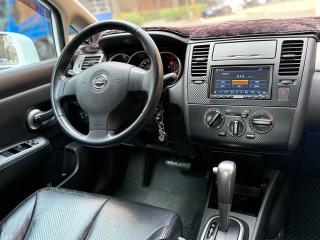 NISSAN日產 TIIDA  第15張相片