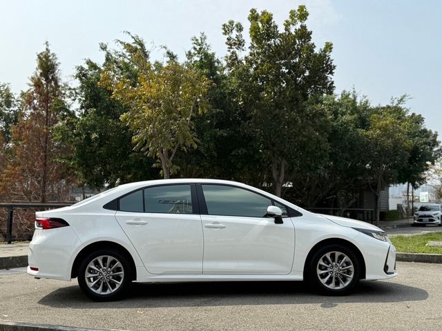 TOYOTA豐田 ALTIS  第5張相片