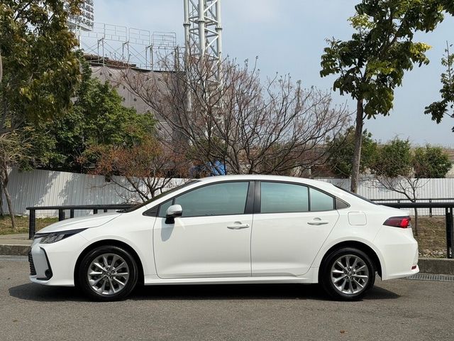 TOYOTA豐田 ALTIS  第11張相片
