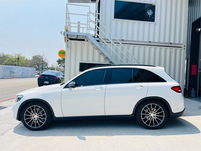 M-BENZ賓士 GLC300  第5張相片