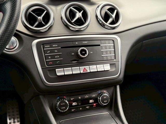 M-BENZ賓士 GLA180  第19張相片