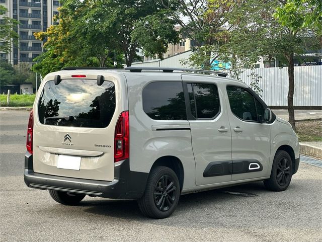 CITROEN雪鐵龍 BERLINGO  第5張相片