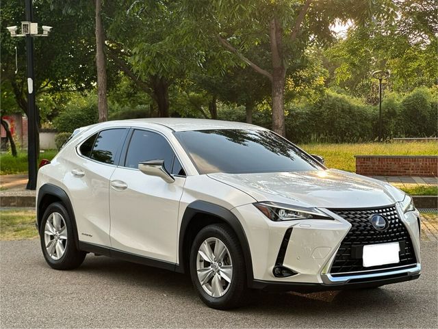LEXUS凌志 UX250H  第7張相片