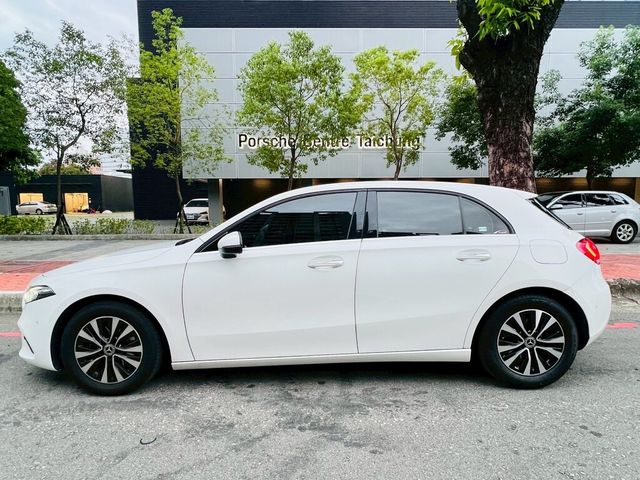 M-BENZ賓士 A180  第3張相片