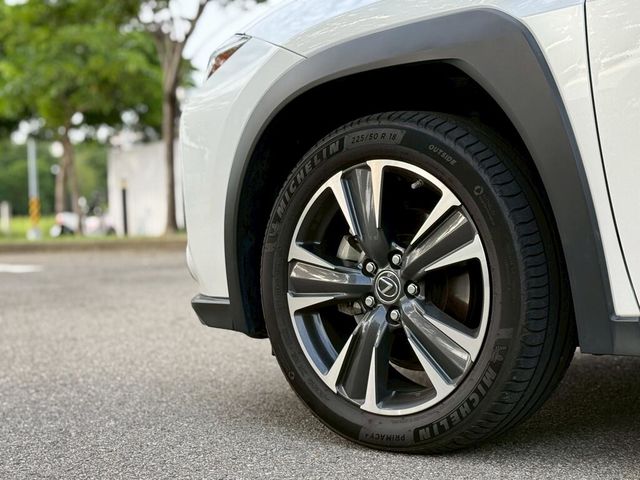 LEXUS凌志 UX200  第7張相片