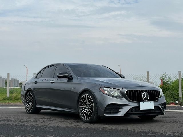 M-BENZ賓士 E300  第2張相片