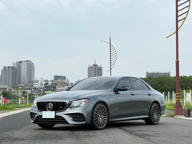 M-BENZ賓士 E300  第4張相片