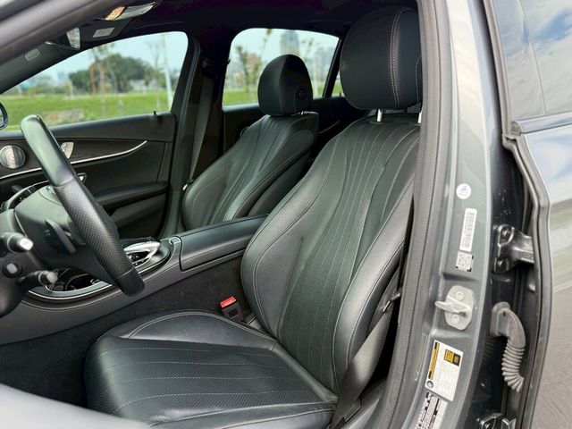 M-BENZ賓士 E300  第7張相片