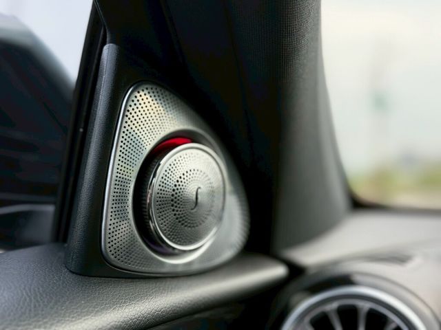 M-BENZ賓士 E300  第12張相片