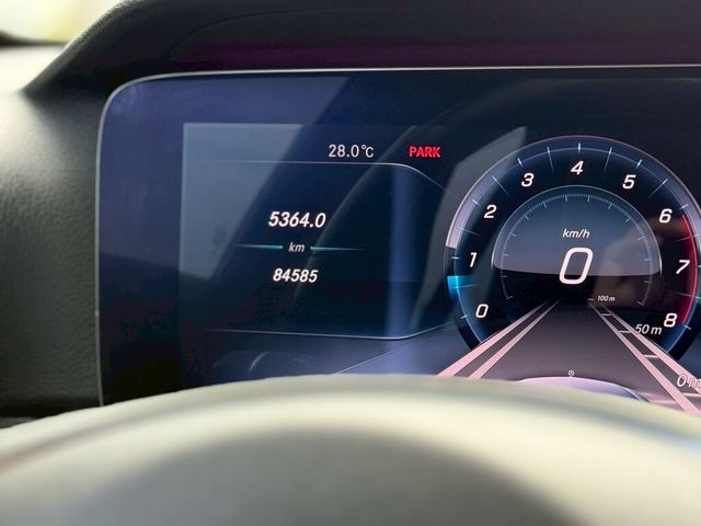 M-BENZ賓士 E300  第19張相片