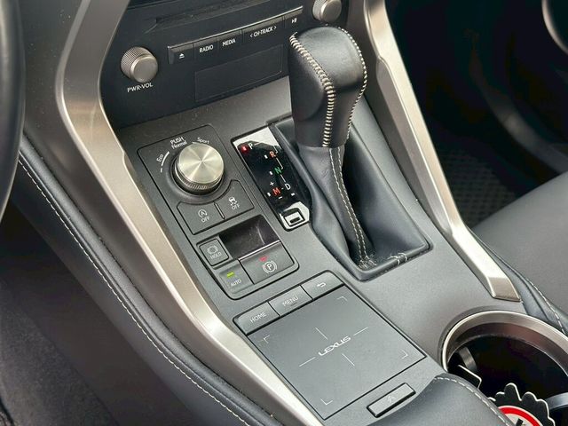 LEXUS凌志 NX200  第16張相片