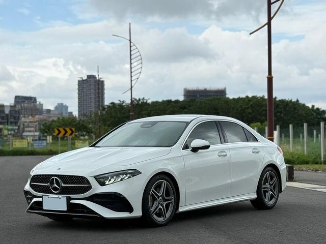 M-BENZ賓士 A180  第2張相片