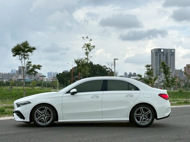 M-BENZ賓士 A180  第3張相片