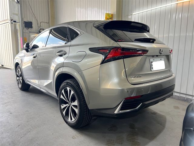 LEXUS凌志 NX200  第3張相片