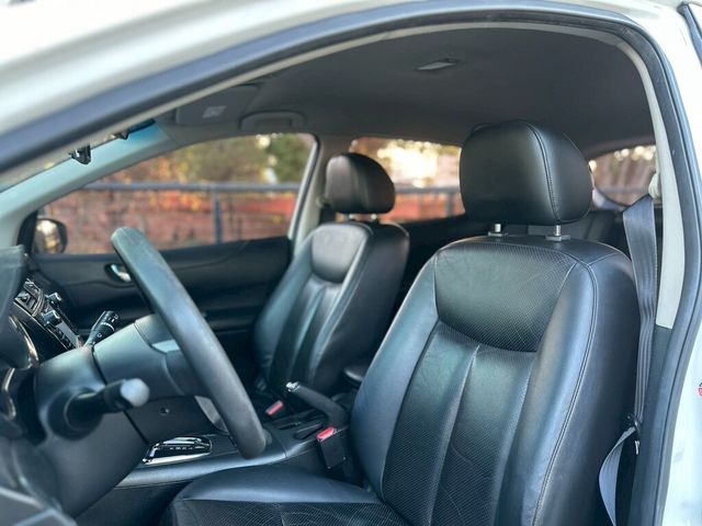 NISSAN日產 TIIDA  第5張相片