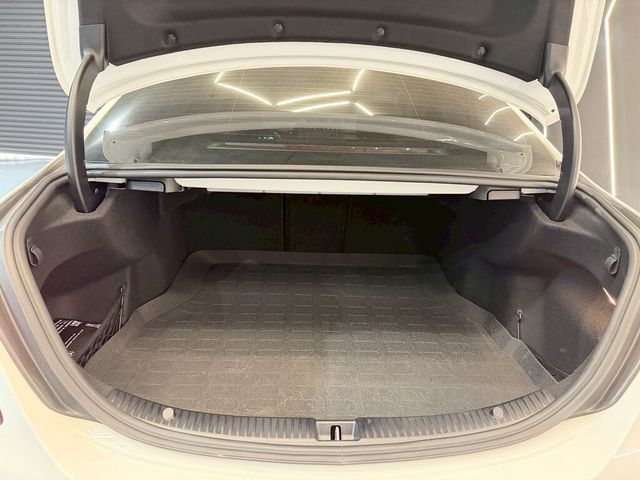 M-BENZ賓士 C200  第11張相片