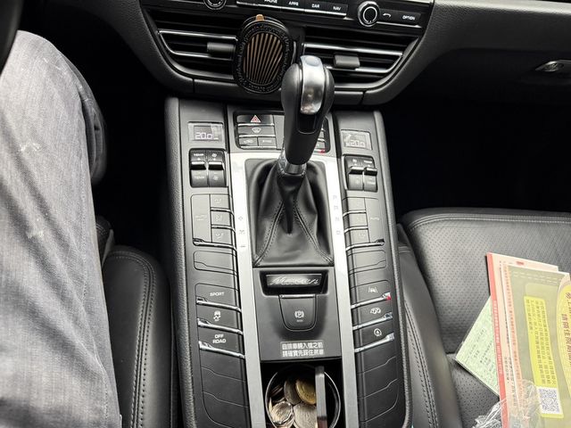 PORSCHE保時捷 MACAN S  第5張相片