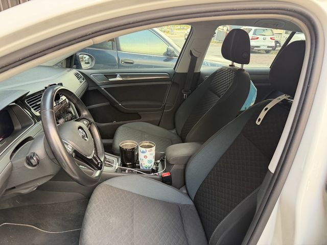 VOLKSWAGEN福斯 GOLF  第2張相片