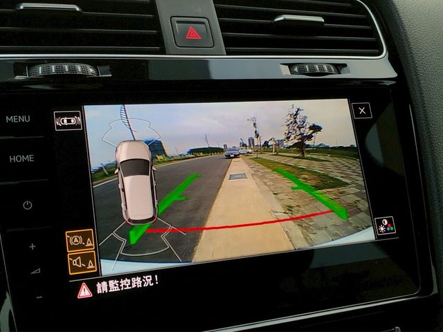 VOLKSWAGEN福斯 GOLF  第8張相片