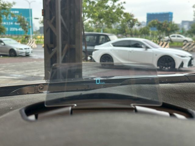 MAZDA馬自達 MAZDA 3  第9張相片