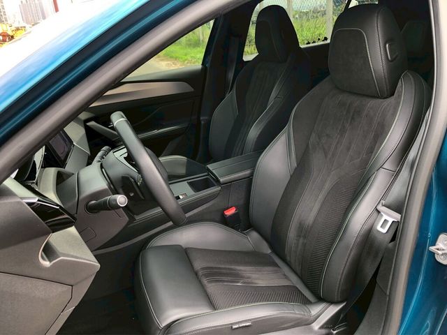 PEUGEOT寶獅 408  第8張相片
