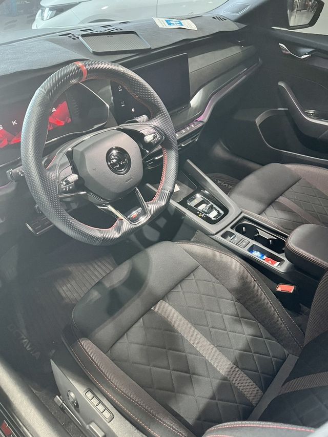 SKODA司科達 OCTAVIA  第6張相片