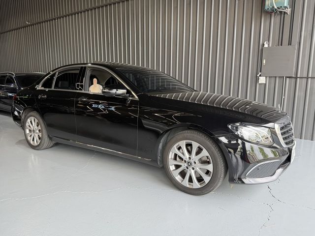M-BENZ賓士 E250  第2張相片