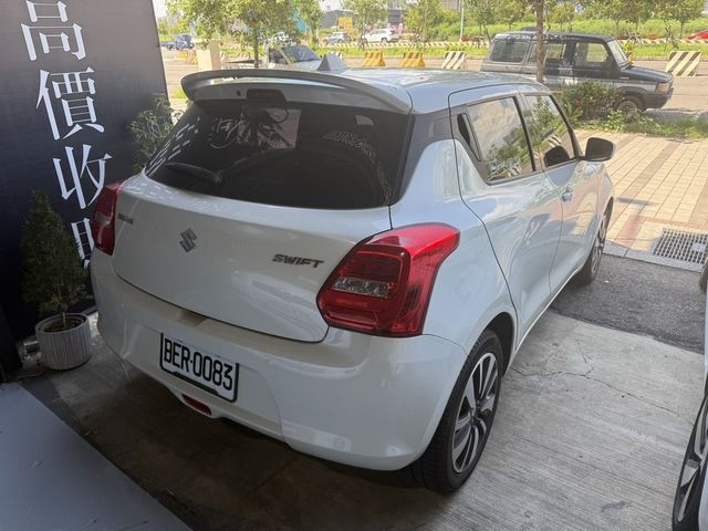 SUZUKI鈴木 SWIFT  第3張相片