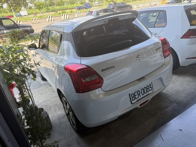 SUZUKI鈴木 SWIFT  第4張相片