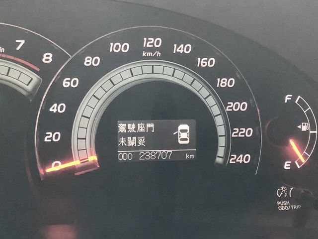 TOYOTA豐田 CAMRY  第5張相片