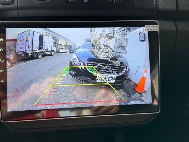 FABIA COMBI 旅行車/省油省稅大空間/全新安卓機10吋大螢幕/4顆馬牌輪胎8成新/剛做完保養喔  第9張相片
