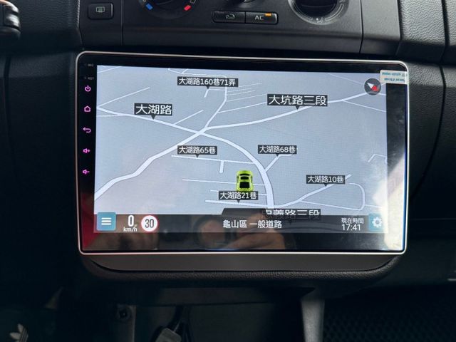 FABIA COMBI 旅行車/省油省稅大空間/全新安卓機10吋大螢幕/4顆馬牌輪胎8成新/剛做完保養喔  第10張相片