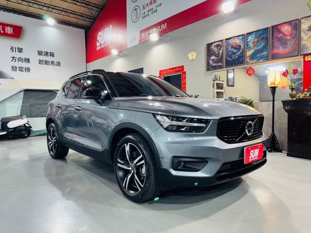 XC40 T4 R-Desing實跑4萬多公里/全景天窗/PA2跟車/HK/盲點偵測/環艙影像/無線充電盤  第2張相片