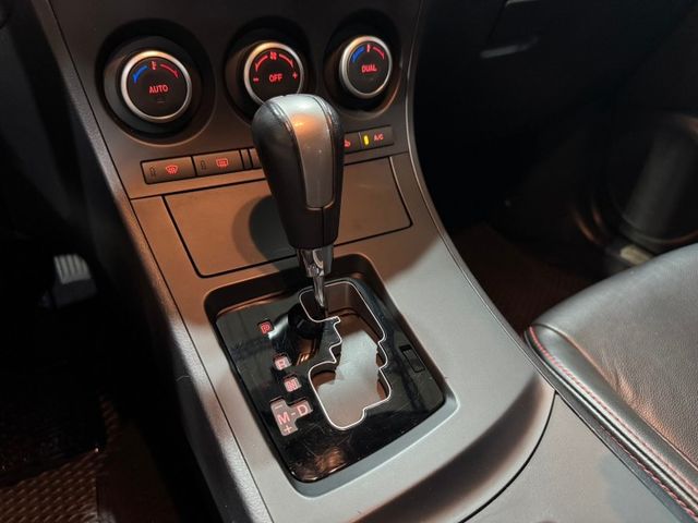 里程實跑10萬/天窗/恆溫定速/i-key/衛星導航/倒車影像  第10張相片