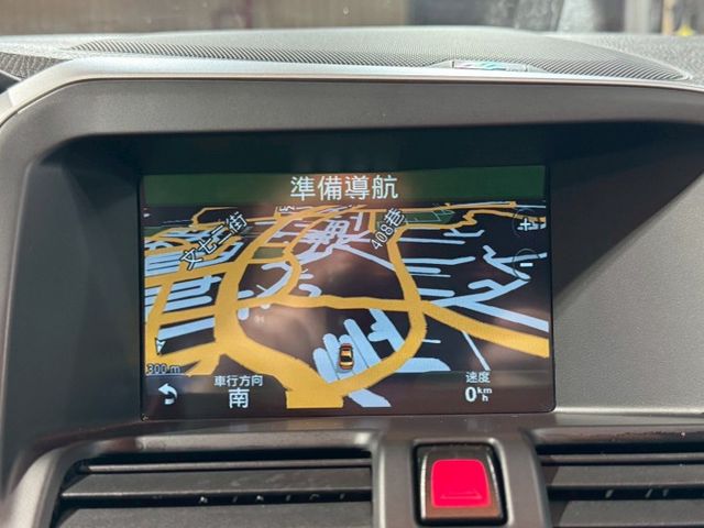 全景天窗/ACC跟車/盲點偵測/電尾門/四輪傳動/雙區恆溫/衛星導航/倒車影像  第8張相片