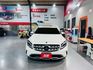GLA200D/小改款LED頭燈/里程實跑4萬多公里/原版件/雙前座電動椅/電尾門/倒車影像/可全額貸  第1張縮圖